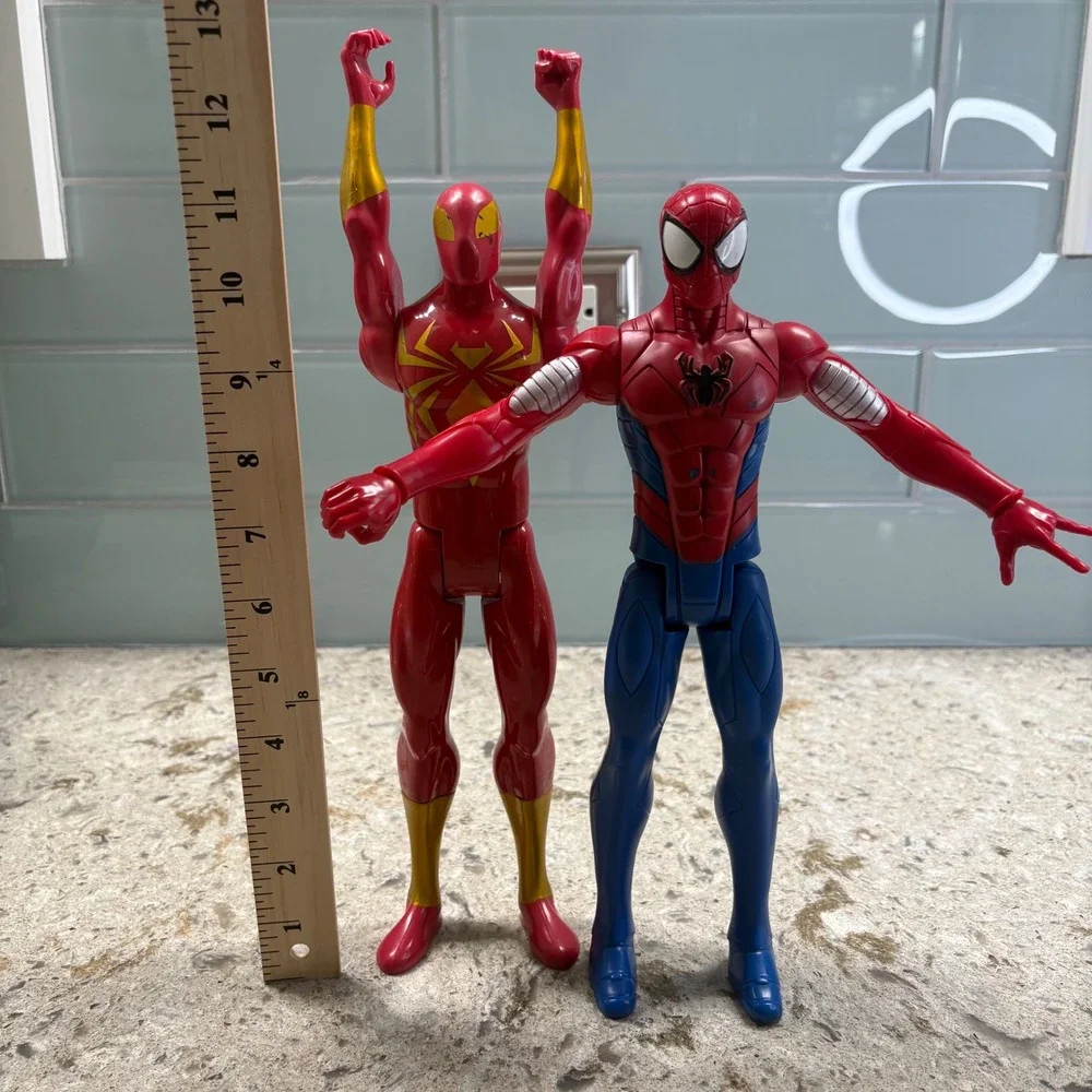 Marvel Spider Man & Iron Spider Action Figure Set Toys lot‎ of 2